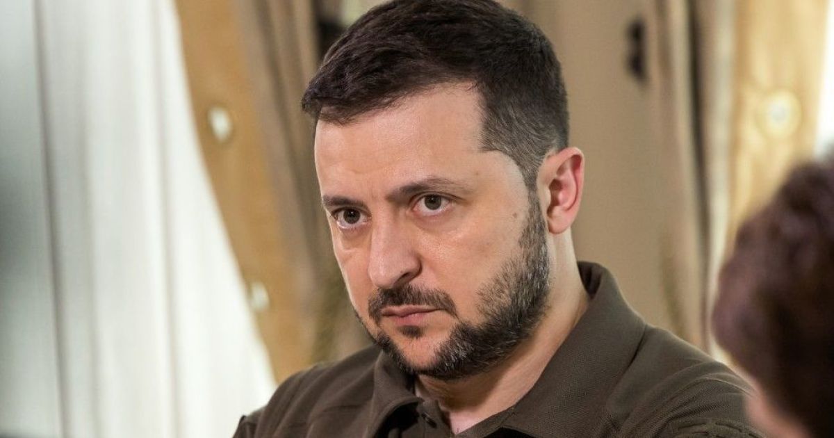 tsnua's tweet image. "Сотні тисяч вбитих з нашого боку": Зеленський пояснив, чи реально забрати назад Крим та окуповані території tsn.ua/ato/sotni-tisy… #новини #ТСН