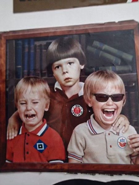 In den Farben getrennt, 
in der 2. Liga vereint 
❤️🤍💙

#Hansa 

#fcsp #hsvbsc #nurderhsv