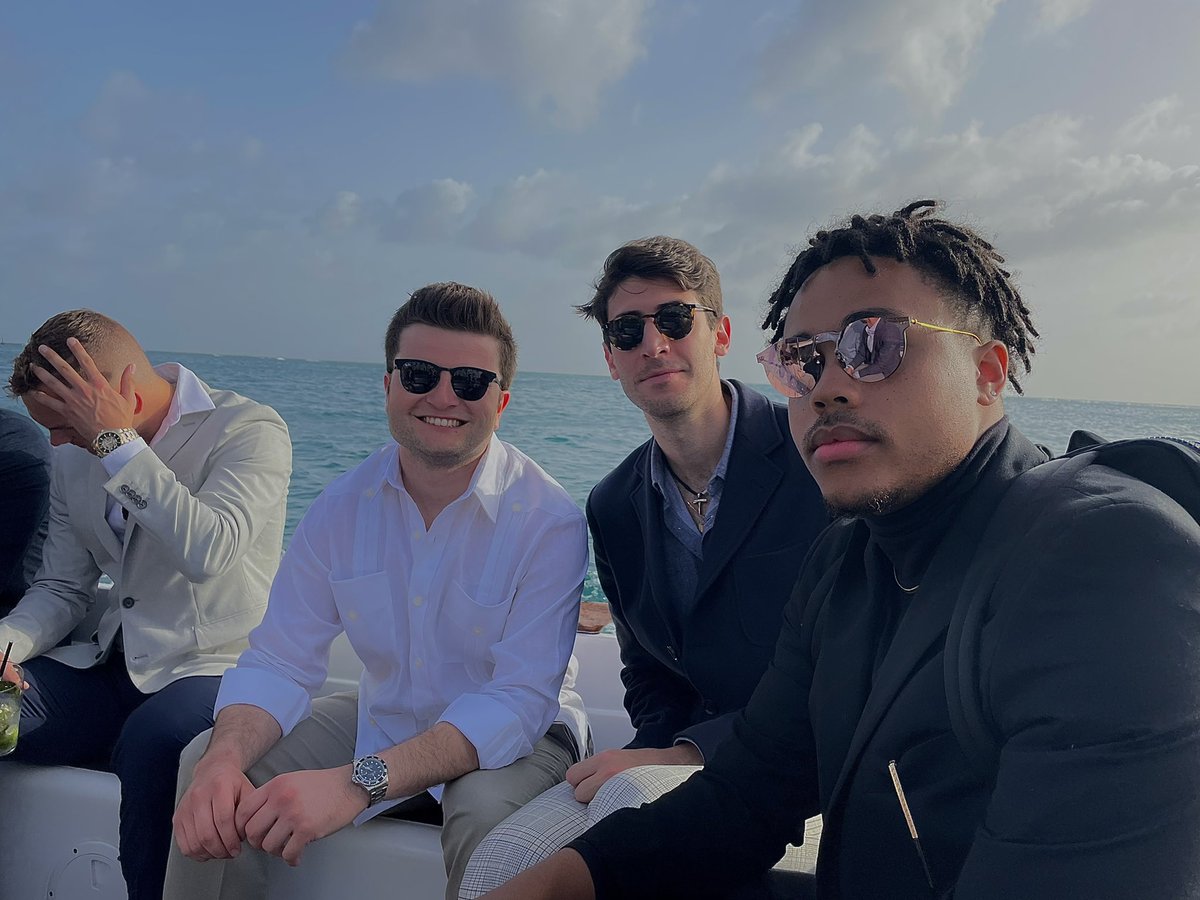 JAYCEx9's tweet photo. https://t.co/GeHfeSmRnI