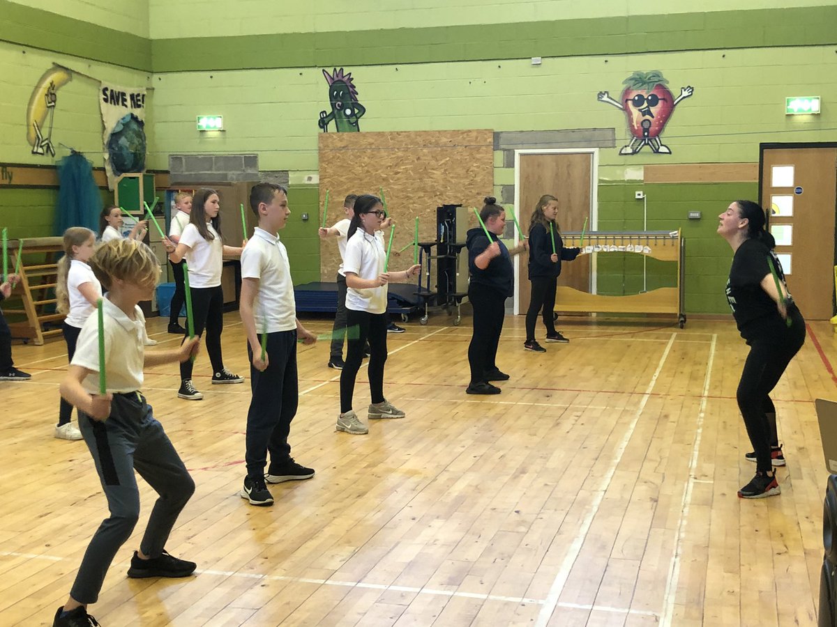 Gourockpr's tweet photo. The children had a ball with Kelly today trying out this new, fun way to exercise! ๐ฅ #generationpound #funfitstudios @GPS_primary ๐ฅต https://t.co/rtQ1D151c8