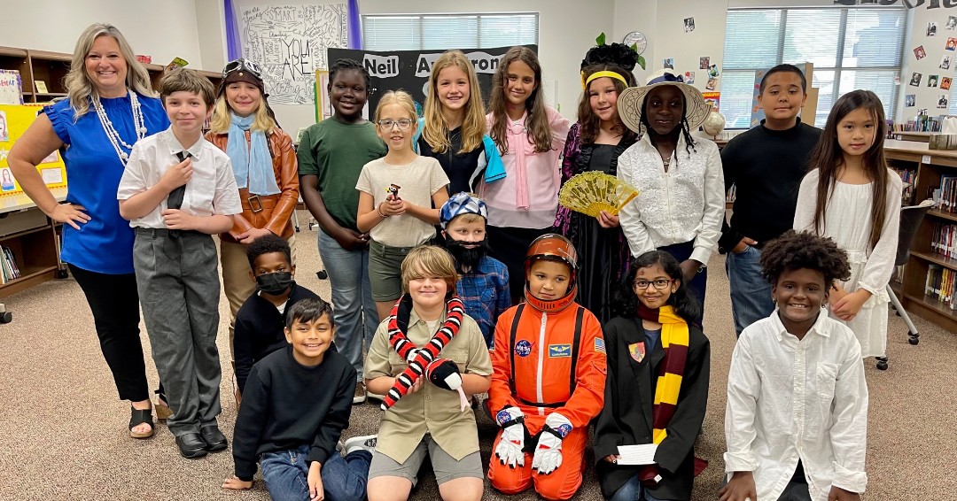 PearlandISD's tweet image. Carleston Elementary fourth-graders worked hard to learn about historical figures and shared their knowledge in a &quot;Wax Museum&quot; presentation for students, staff and community members. #WeAreKnowledgeable WeArePearlandISD