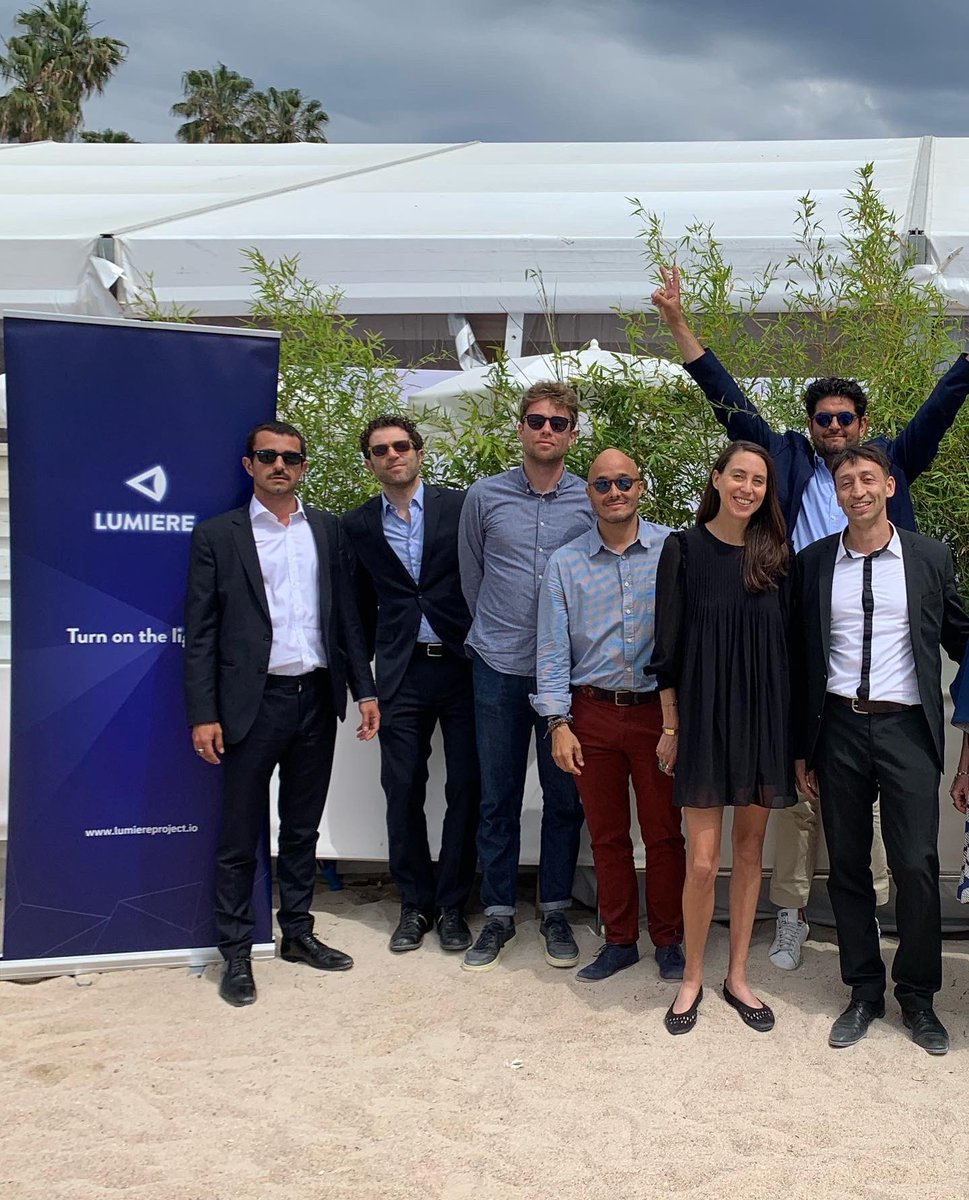 What an amazingly interesting lunch with Écran Total and The Dispatch teams, who aim at describing the evolutions of the French movies industry through their papers 🎥
<a href="/thedispatch/">The Dispatch</a> <a href="/EcranTotal/">Écran Total</a>