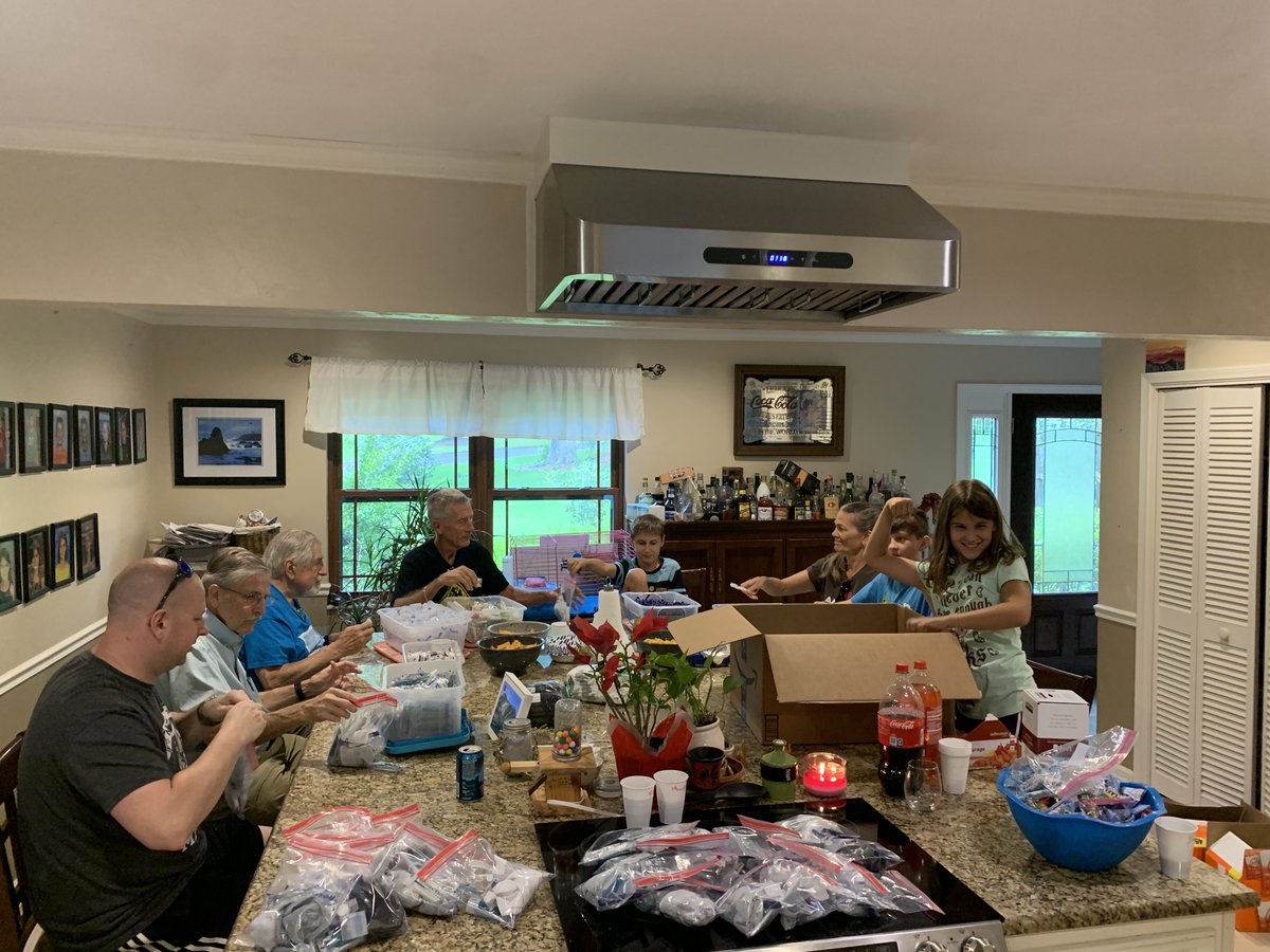 HumanistsTLH's tweet photo. We also completed another packing party, during which we assemble snack and hygiene packs for our unhoused neighbors. #Action4Unhoused

We're calling this a success and look forward to doing more throughout the year! https://t.co/oG6N7J7T0l