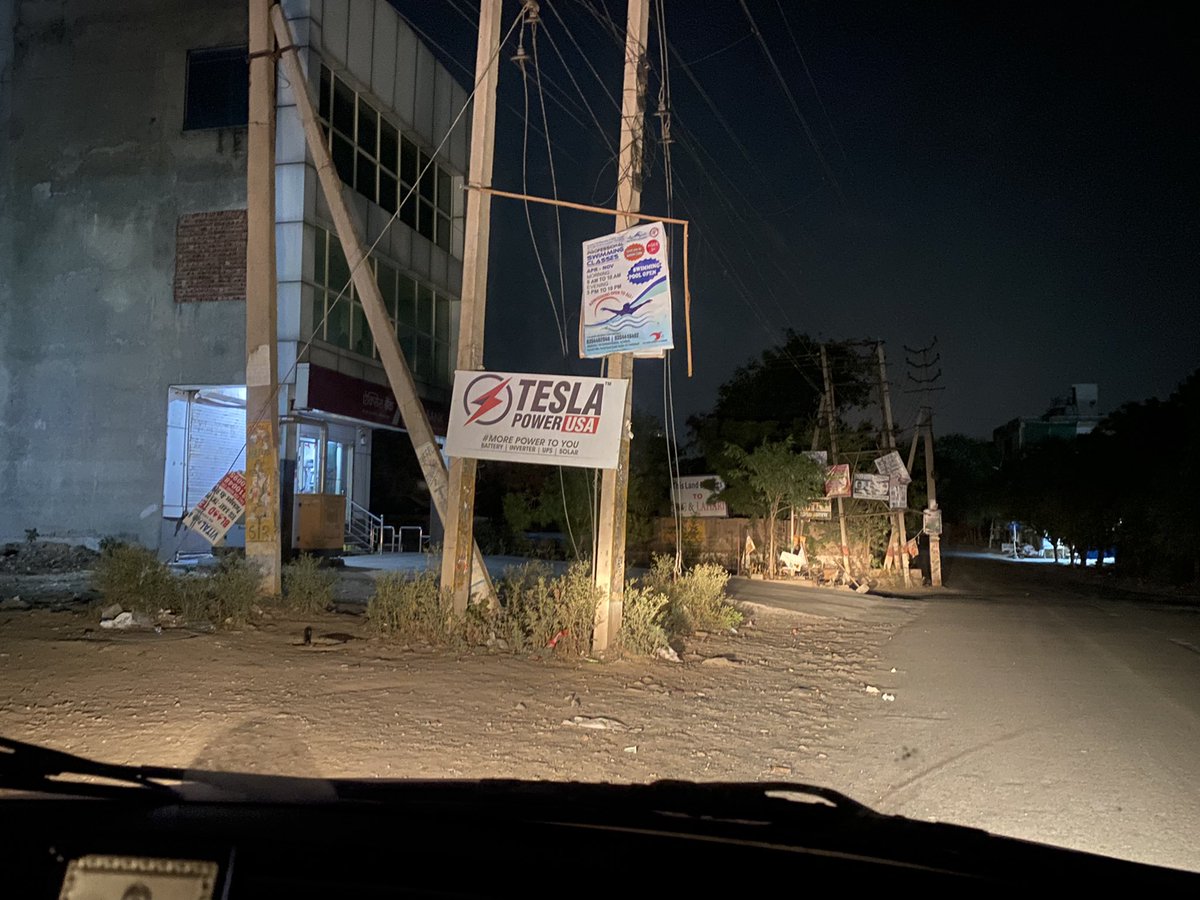 NakulSMann's tweet photo. @elonmusk Tesla already in India? @Tesla #ElonMusk #Tesla https://t.co/XXpj3VcDwe