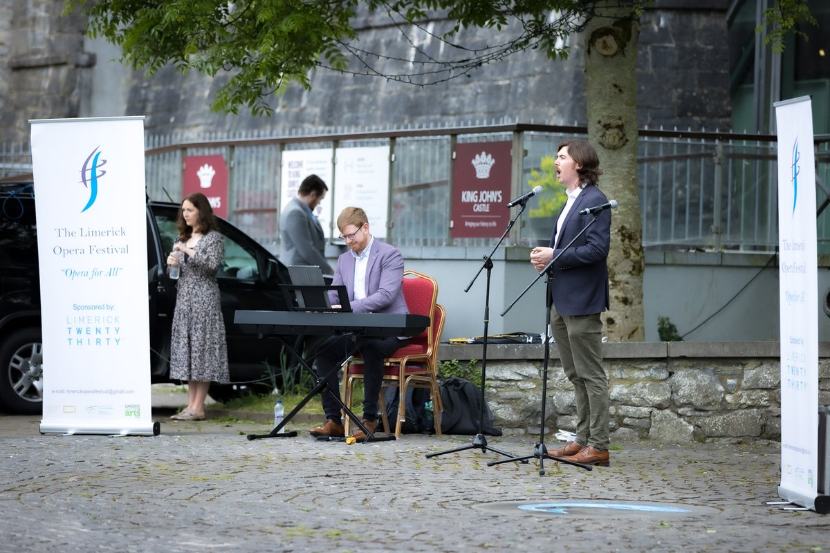 OperaLimerick's tweet photo. #operalimerick #operaforall #limerickedgeembrace #opera #streetsoflimerick https://t.co/W4KY1cTbA2