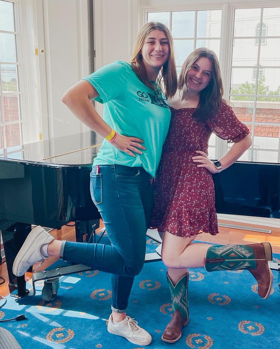 pithetachi's tweet photo. Our sister, Hannah, just finished ordination for GoNow Missions and will be heading to Long Island, New York soon for her summer mission trip! We are so proud of her!💜🤩 https://t.co/Kqs9TMeIhI