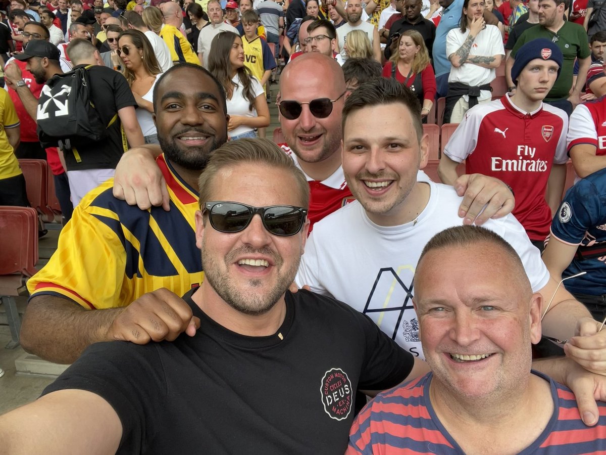 Barnesy_1985's tweet image. 2021/22 - over &amp;amp; out!
#Block6 #OOHTOBE #WhetherTheyRiseOrFall
@halfadinari @AFC_Matt87 @Phunt85 @BlackBauer1