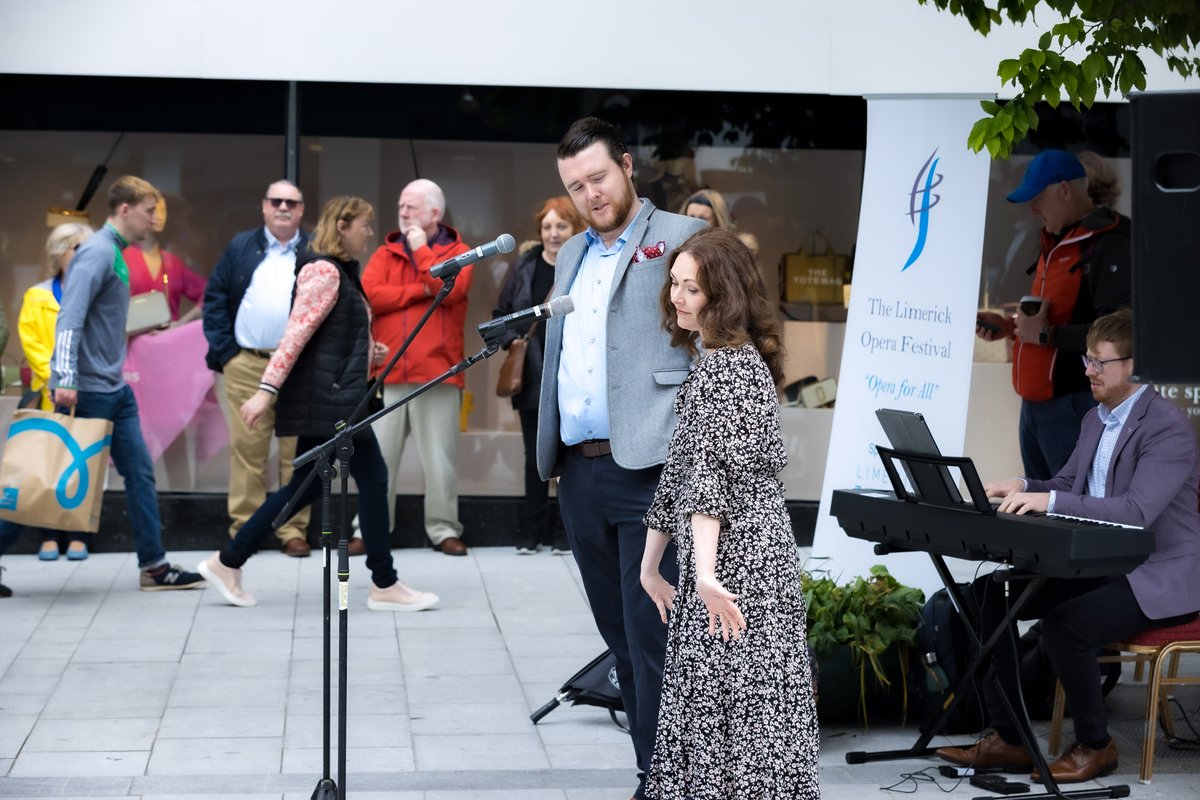 OperaLimerick's tweet photo. We had such fun on Saturday bringing Opera to All on the Streets of Limerick. We had a great reception everywhere we went and the party atmosphere really got going on Thomas Street!
#operaforall #operalimerick #operatrail @ilovelimerick @sarahleekiely https://t.co/aZ2hKHAKxF