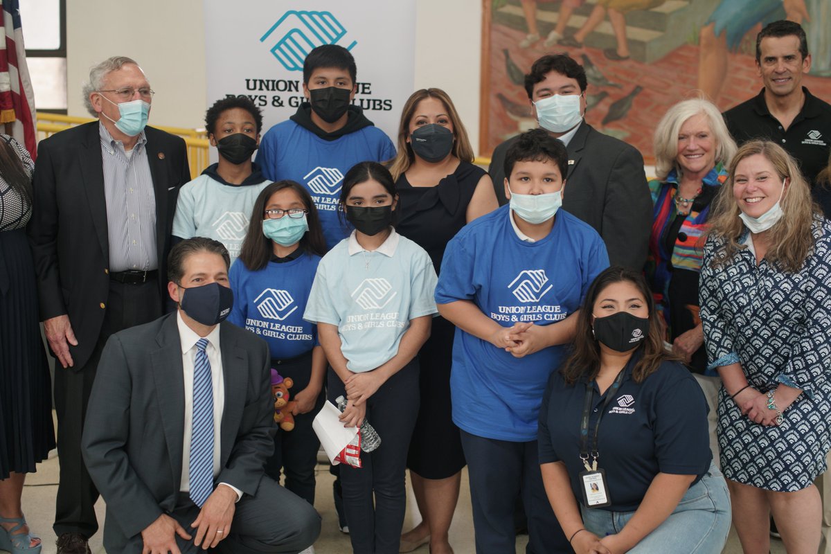 SenatorCelina's tweet photo. It was a pleasure to be part of our Union League Boys &amp;  Girls Clubs - Paz Club Ribbon Cutting! With its unveiling, our young people will see even more opportunities for them to thrive and find success. Thank you for having me, and thank you for all you do for our community! https://t.co/IdKsUe0PDE