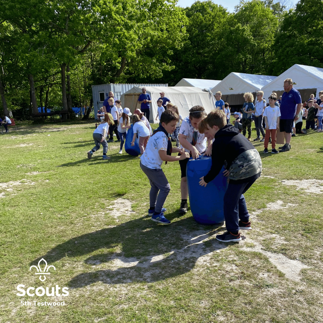 5thTestwood's tweet photo. Has it really been a week since our epic Groovy Group Camp to celebrate 60 years of serving the young people of #Totton? 

A whole load of smiles, fun and new adventures were had. Thanks to @FernyCrofts for hosting us.

Full story ⬇️
https://t.co/0RjMqFwY8n https://t.co/jVPoJ6Kb97