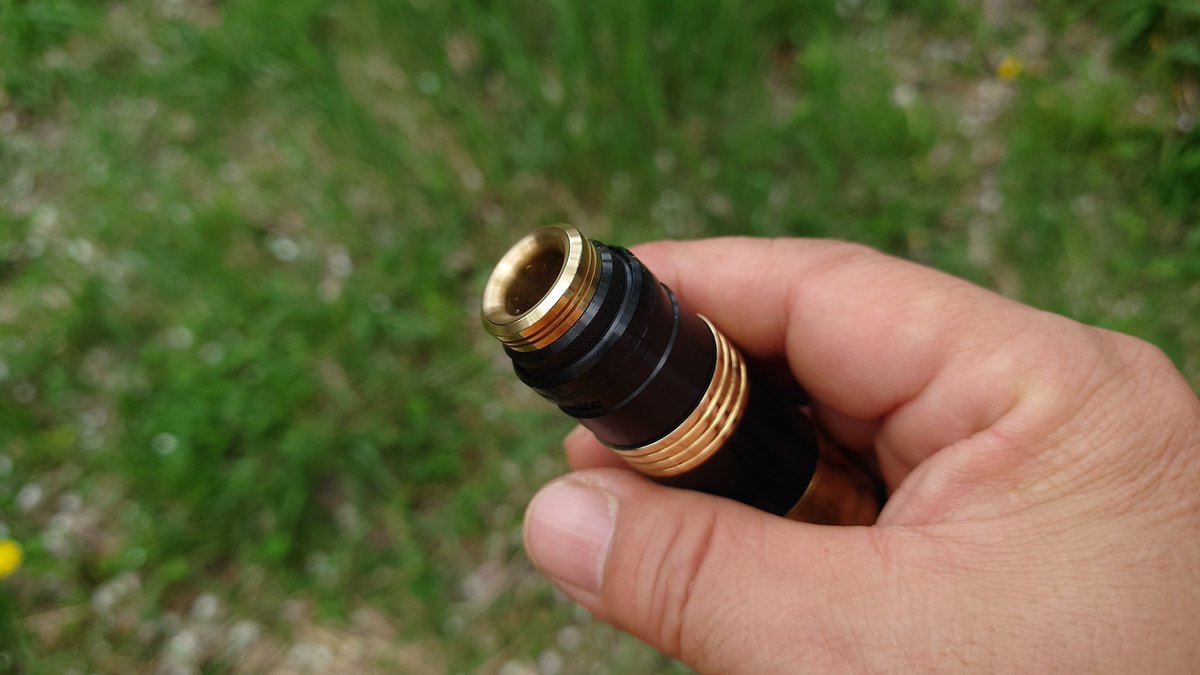CebrjowHwScHCkj's tweet photo. 皆さんおはよっチェ😆👍今日も宜しくご安全に。🙇💦Laya MOD + #massmods #axialprime RDA + #KEMURIドリチ 😋💦#VAPE #vape好きな人と繋がりたい #VAPE好きと繋がりたい #VAPE初心者 #しっくりセットアップ ちょっと磨いた。#磨き沼 https://t.co/Pcx8q2VQqx