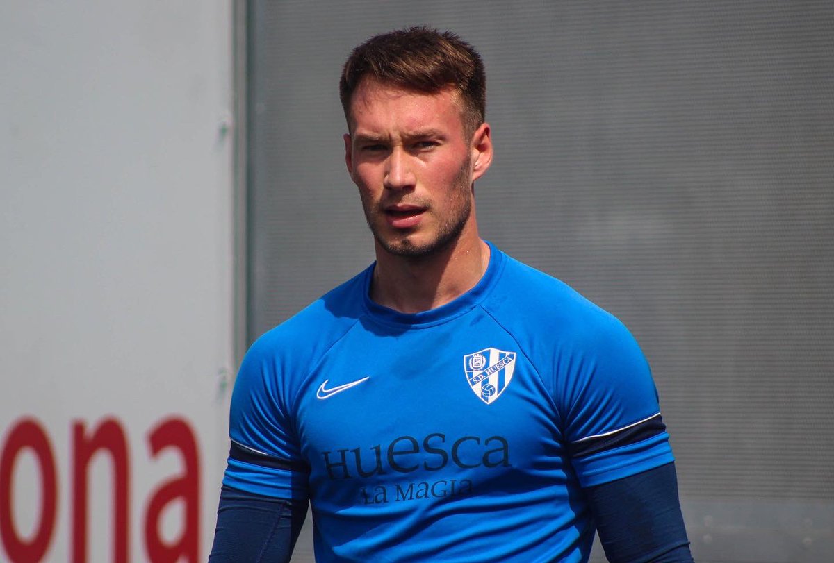 GRACIAS 🧤|
No hay palabras para agradecer lo que hemos vivido esta temporada. He sido muy feliz a vuestro lado, disfrutando de cada una de las sesiones. He crecido como profesional y sobre todo, como persona.
Ya os echo de menos GKs