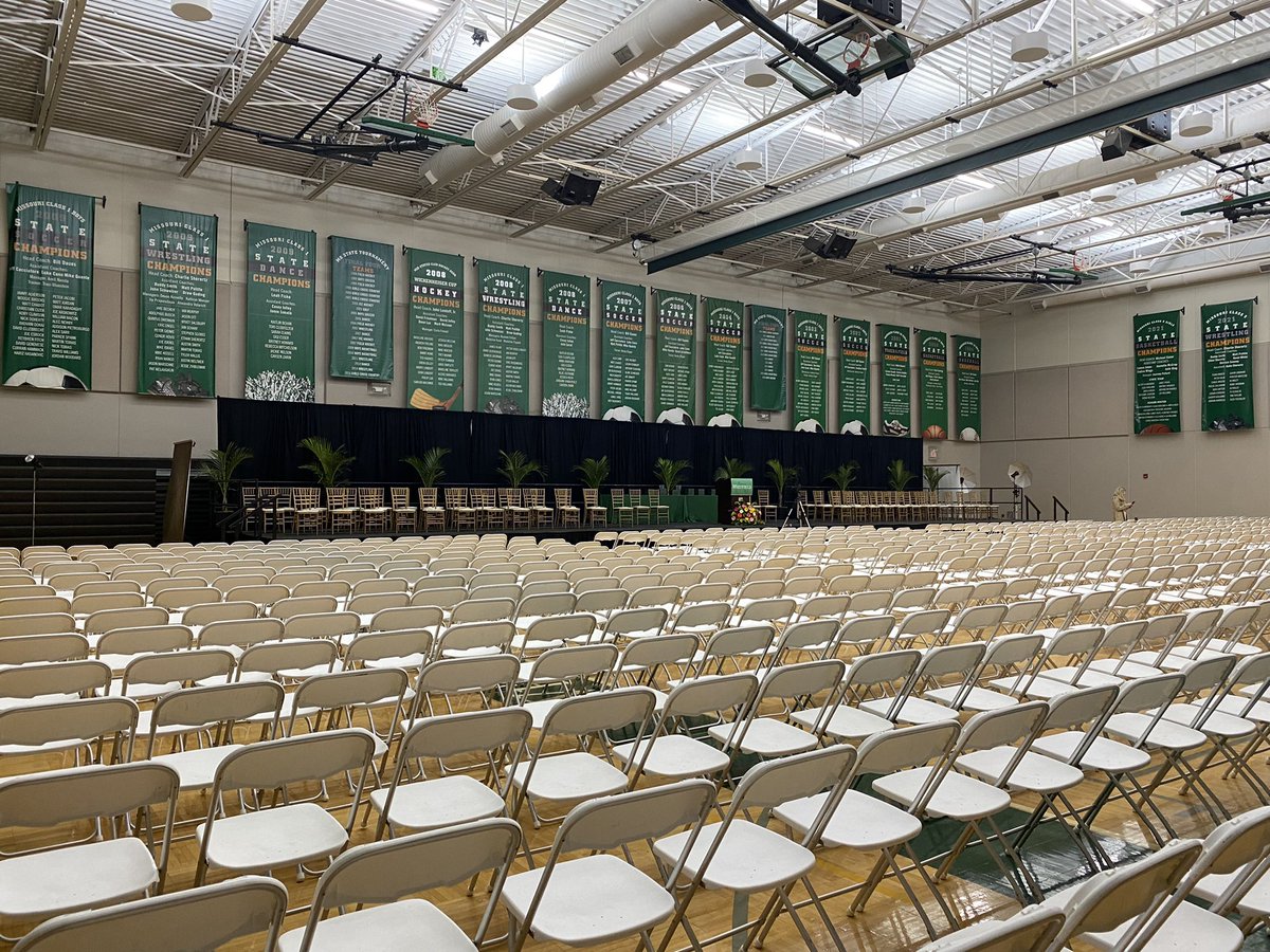 WhitfieldCC's tweet photo. The countdown has begun. In just a few short hours graduation will begin!  We are so excited to celebrate our Class of 2022! https://t.co/y4an3ECbJT