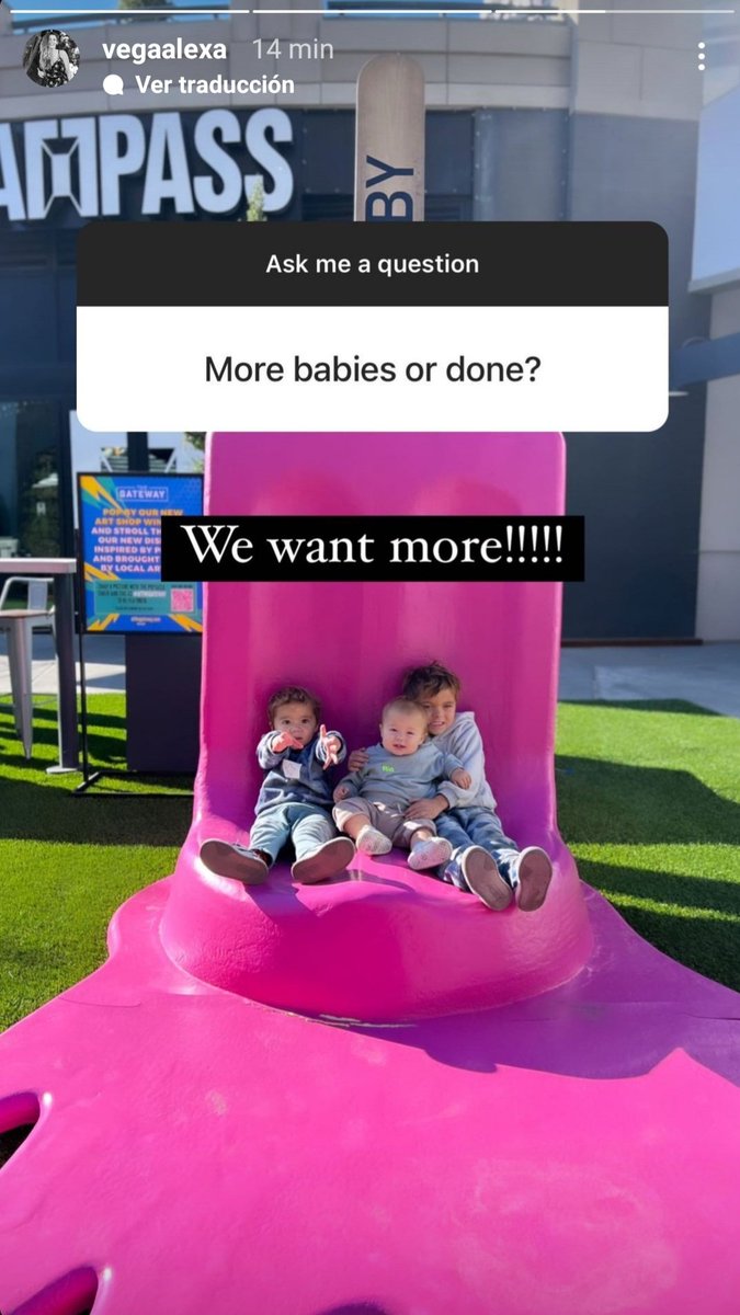 RushersLATAM's tweet photo. A CARLOS Y ALEXA LES GUSTARÍA TENER MÁS BEBÉS 

Podríamos tener a la segunda y más adorable generación de BTR 🍼 https://t.co/UrZaPWxdbe