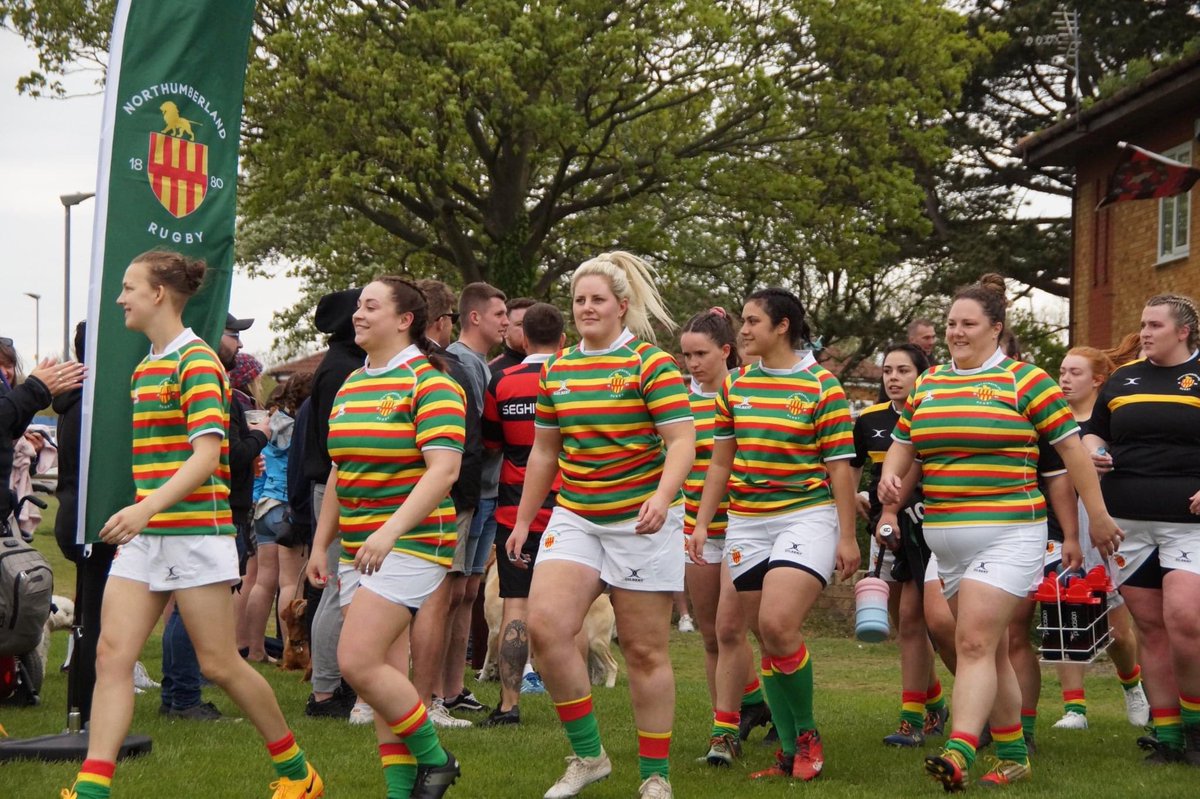 MissCowell_PE tweet media