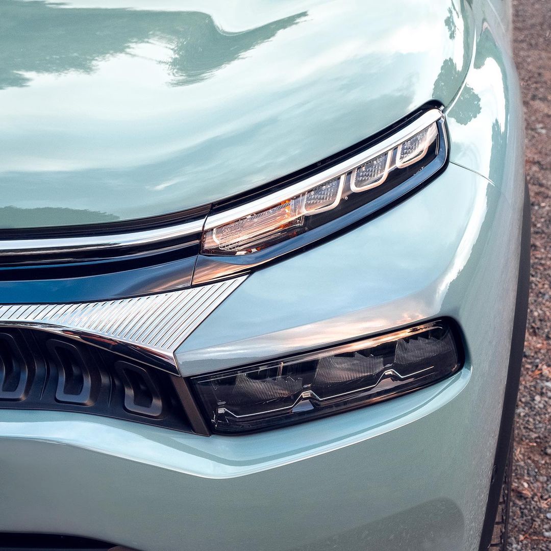CitroenChile's tweet photo. El New SUV C3 Aircross es fotogénico por naturaleza😍
Desliza y enamórate cada vez más con nuestro New SUV C3 Aircross ❤️, diseño, tecnología y advanced comfort en cada rincón.
Descúbrelo en: https://t.co/H6FVuhqpAm
#CitroenChile #SUV #NewSUVC3Aircross #WelcomeFreedom https://t.co/YoxZi8AZBu