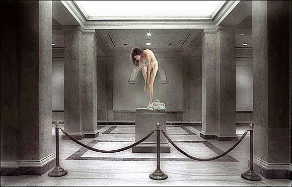MichaelEnfield4's tweet photo. "Posing For Posterity"

https://t.co/LyMLq2clzn

#TheNationalgalleryOfArt #WashingtonDC #ArtistOnTwitter https://t.co/OJmW0GkGUp