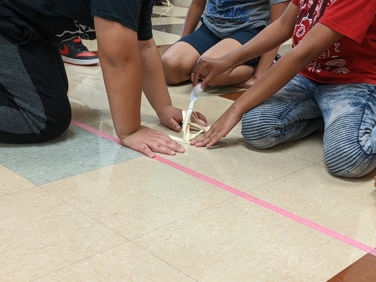 Next stop, ancient Greece! 4th grade @TigerNetwork read about ancient catapults used by Greeks and Romans and were challenged to build their own catapult! 🇬🇷🌎📖