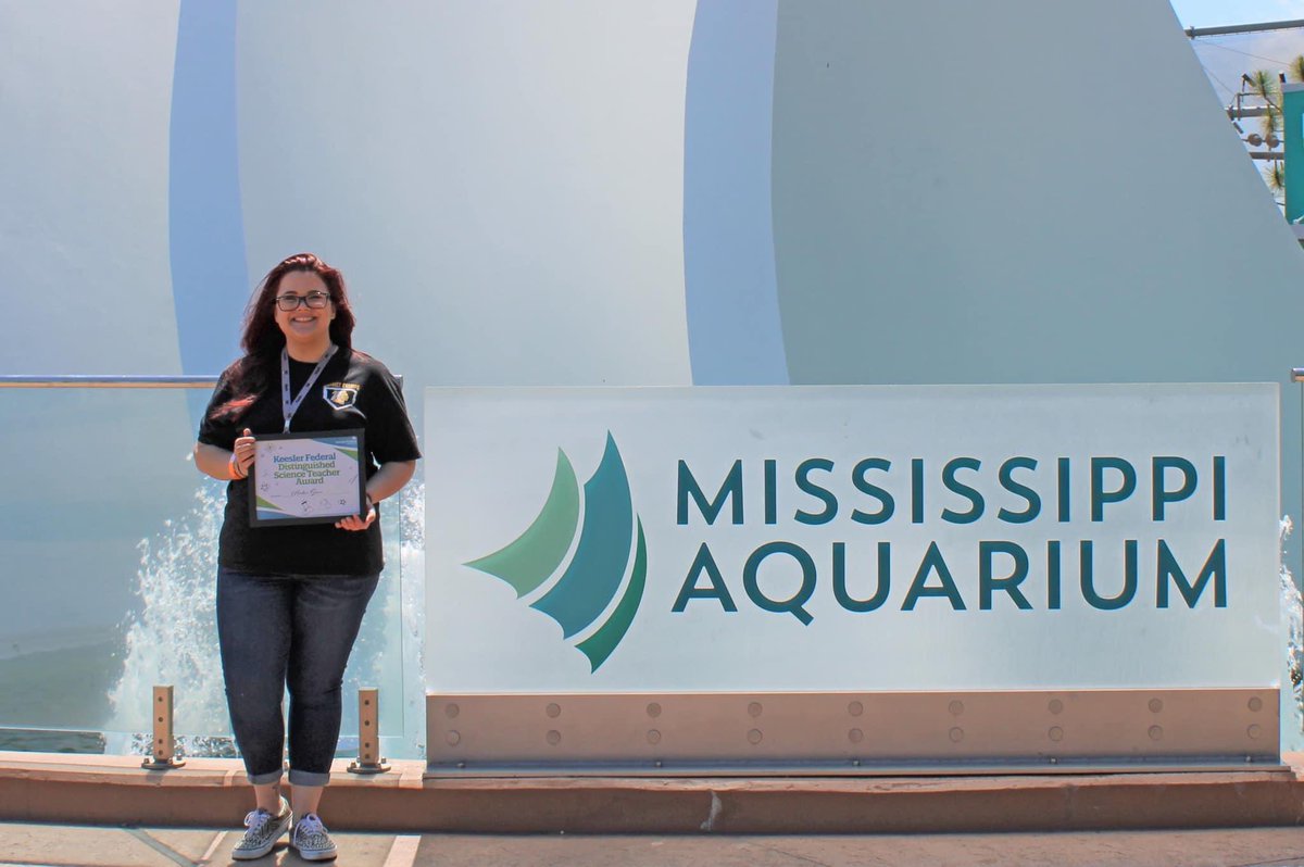 Congrats to D’Iberville High science teacher Amber Green, one of 10 science teachers recently honored by @KeeslerFed & @MS_aquarium! She received a rare behind-the-scenes tour of the aquarium. Thank you, KFCU & MS Aquarium for providing this exciting learning opportunity!