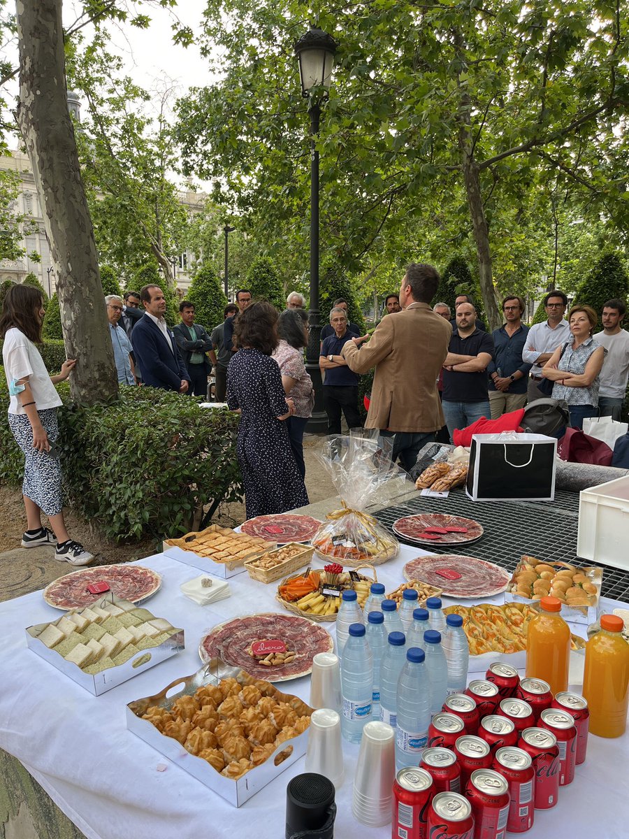 sleepinginanai1's tweet photo. C’était compliqué de faire mieux , et pourtant nous l’avons fait !
Nous étions 50 aujourd’hui à entendre @StephaneVojetta et Nathalie Coggia à Madrid.
Merci à toutes les personnes présentes ce soir. Nous restons #prochesdevous !
#legislatives2022 #Vojetta2022 #Madrid #FDE https://t.co/LsGsqTexkf