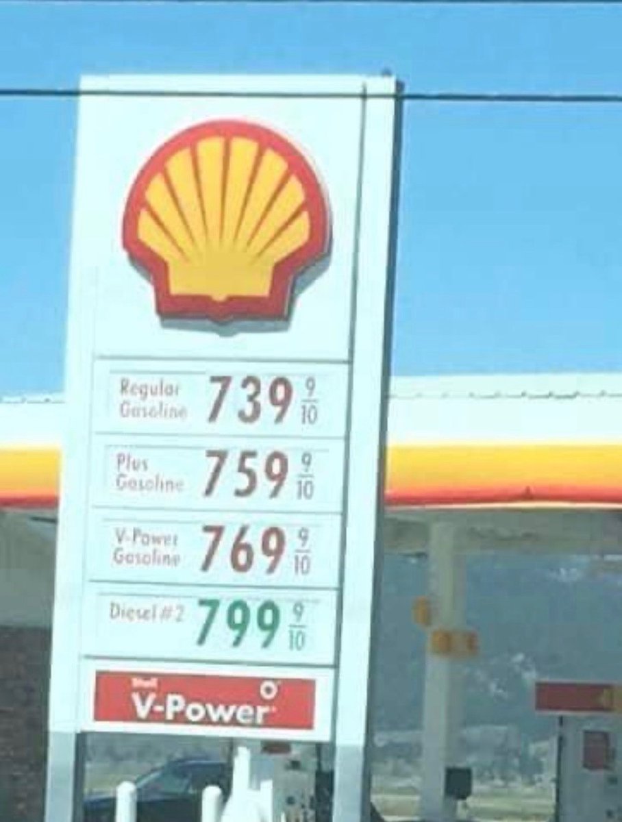 TedGaines's tweet image. Bridgeport, CA in my BOE district has some of the most expensive gas in the U.S. It's a small rural community where people have to drive distances to school &amp;amp; work. These gas prices are devastating. CA has a $97.5 BILLION surplus &amp;amp; Legislative Democrats have provided ZERO relief.