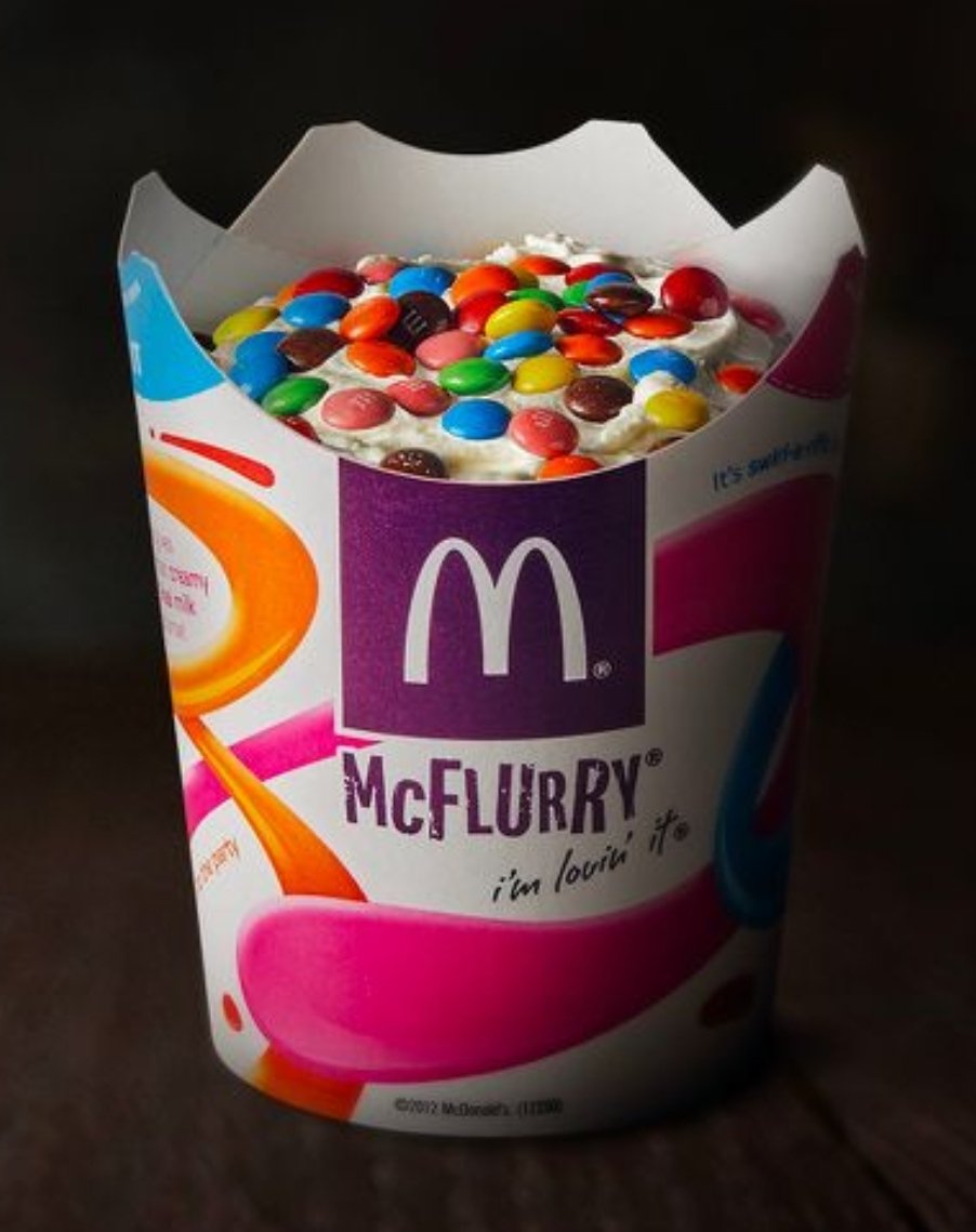 𝓟𝓪𝓻𝓪: @poeticwinters

𝓜𝓮𝓷𝓼𝓪𝓳𝓮:Bon premier mois mon petit tigre.
Tu fais de moi l'ours le plus heureux de tous, je t'aime.

𝓓𝓮: Clément Moreau