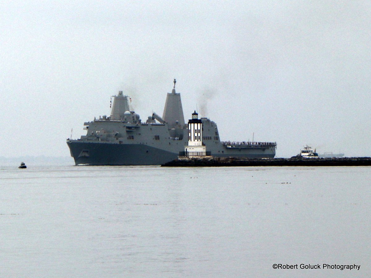rgolucky's tweet photo. @WarshipCam USS Portland USN (LPD-27) arriving at Port of Los Angeles this morning May23, 2022 for #FleetweekLA https://t.co/6habOtI5KE