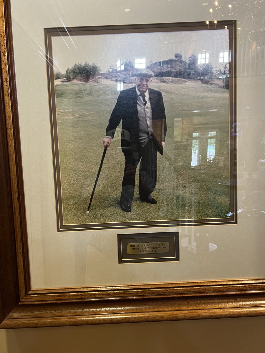 back9boys's tweet photo. The Judge @back9boys @back9boysgolf @ESPNCoastal @RTJGolf #golfalabama #sweethomeslabama #playrtj @LetsGolfTravel @MizunoGolfNA @clubcar @bridgestonegolf @GolfNewsNet #back9boys_radio @RenHotels https://t.co/ajvCUlwPgi