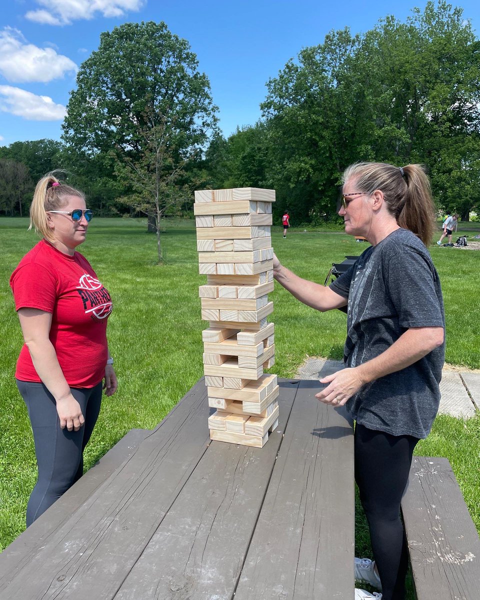 8MESGR7's tweet photo. Blessed w/ the perfect day for our 7th grade year end walking field trip to Illini State Park.❤️ The kids had an absolute blast! Tons of activity, fun, laughs, chilling with friends, and good snacks! Great start to our last week! Love this group! #Panthers150 https://t.co/RMddcRJLbi