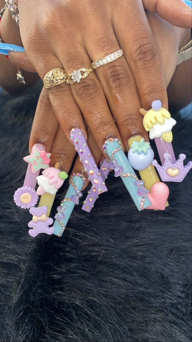 anisiasade's tweet photo. DM 4 Same Day Appts‼️

book me: https://t.co/uO4353hmqN
@ thenailbawse on Instagram 💓
located in LA/Hollywood area https://t.co/Z4jUqwxS38