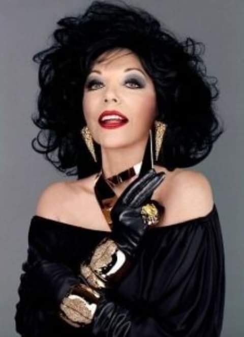 Happy Birthday Dame Joan Collins!     