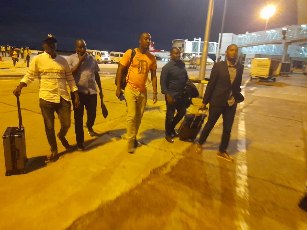 robertbafa's tweet photo. This evening, with over 50 business operators from different sectors, we landed in Mozambique for #Rwanda-Mozambique business Forum.We are looking for potential partnerships in different investment areas and our traders are ready to expand and explore more opportunities here. https://t.co/k5q0NNh401