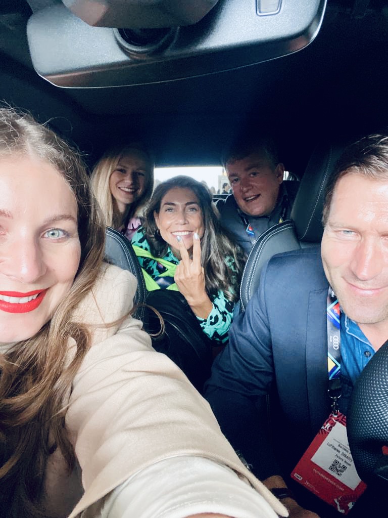 SophiaRoediger's tweet photo. This recap is different. Yes we met gorgeous people at #EIC #ITTRANS #OMR  
but more important we learned how they see the @BloXmove vision, products, #DLT 

When @kai_kaipflaume pitches #bloXmove @iamwill @aplusk underline the relevance of #blockchain #web3 than we do it right. https://t.co/7TztFoEBeC