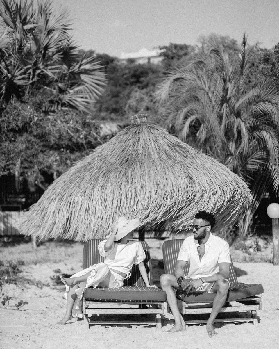 That feeling when…your intimate island wedding is planned to pure perfection and all you’ve left to do is soak up the Mozambique sun as you wait for your guestlist to arrive. Away from the world, but always with you. 
#LFMwai ✨
#weddingplanner #destinationwedding