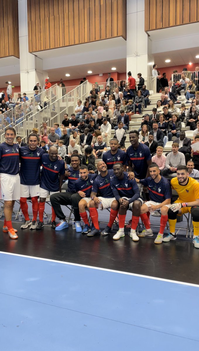 Victoire de France 98 ! Merci les amis pour ce beau jeu ⚽️👏
#DiomèdeCup #academiediomede
