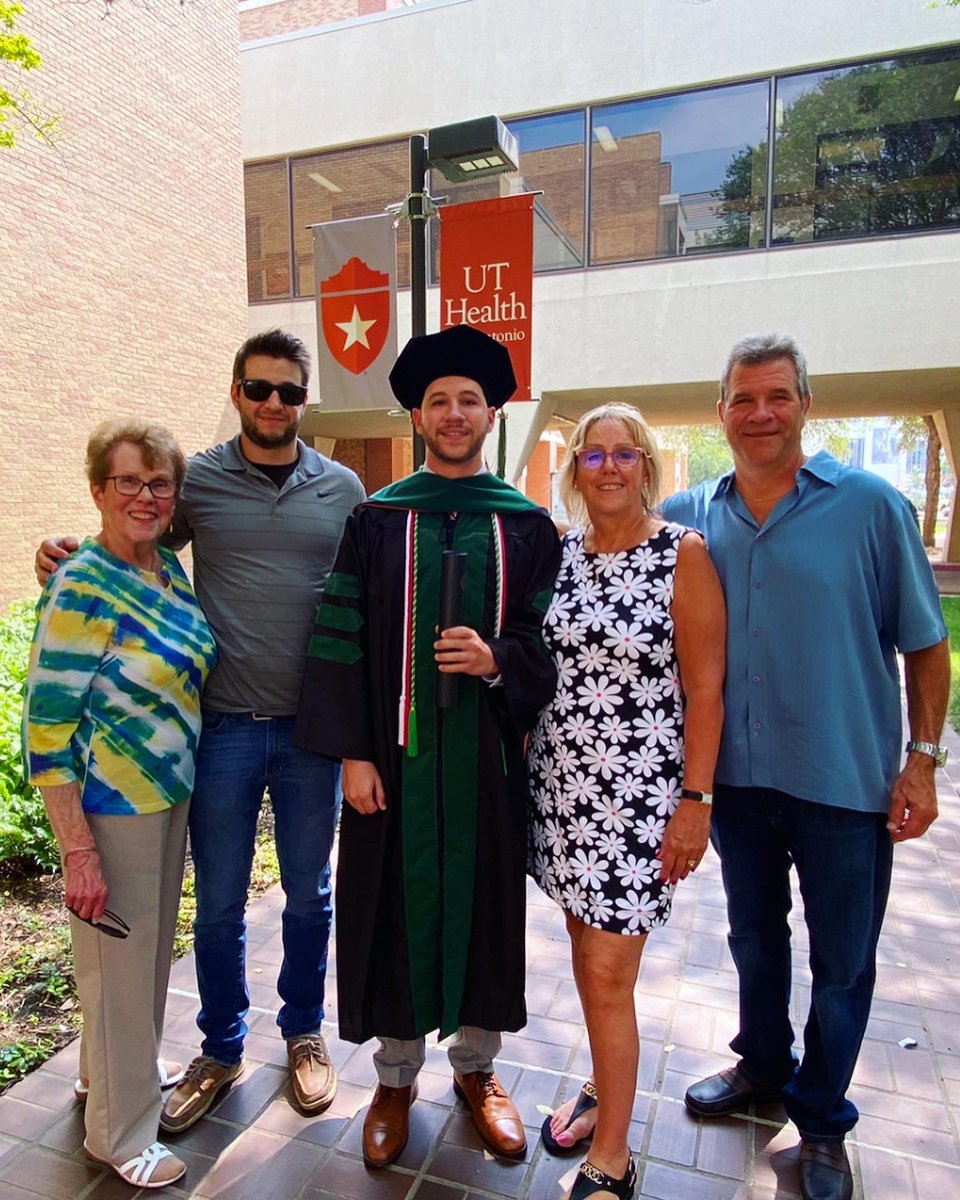 ryanwealther's tweet photo. This weekend I graduated from the Long School of Medicine and earned my MD with honors! I’m excited to start my internship at Aurora St. Luke’s and then dermatology residency at Texas Tech #graduation #dermatology #uthscsa #Classof2022  #milwaukee https://t.co/FXKQ6L9bcA
