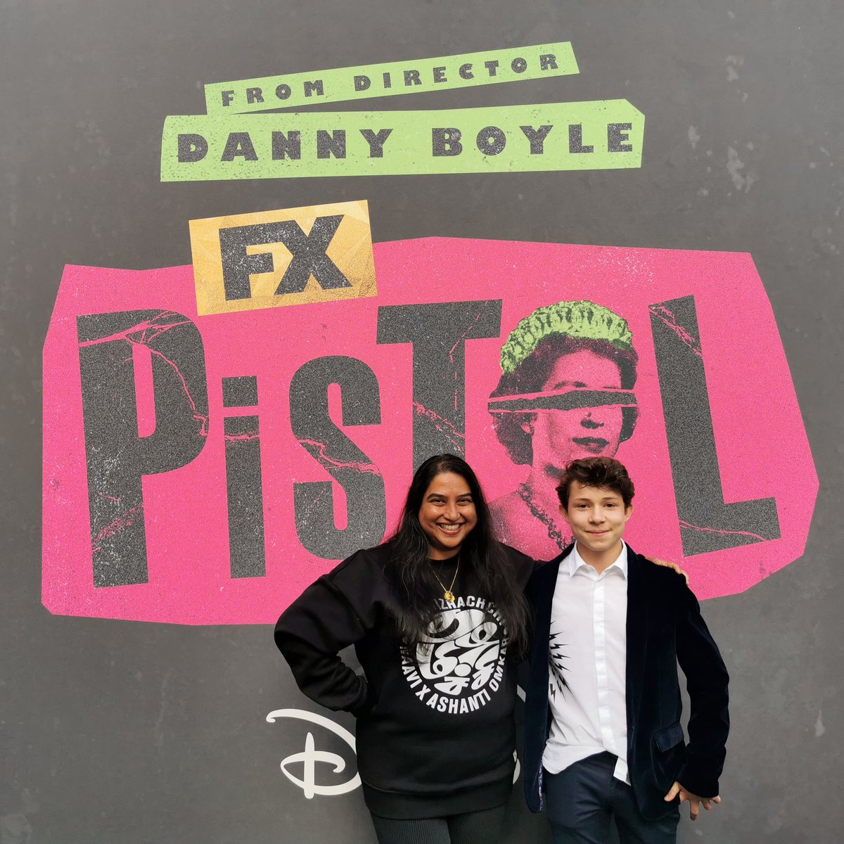 AshantiOmkar's tweet photo. 📺🎶🎸 Proud of @WoolfToby whose immense talent I discovered when reviewing #rarebeasts by @billiepiper for @totalfilm magazine. He stars as the Young #stevejones - bassist of the @pistolsofficial in the new @DisneyPlusUK #dannyboyle series #PistolFX Today's pink carpet was EPIC! https://t.co/IA3LGyA4GO