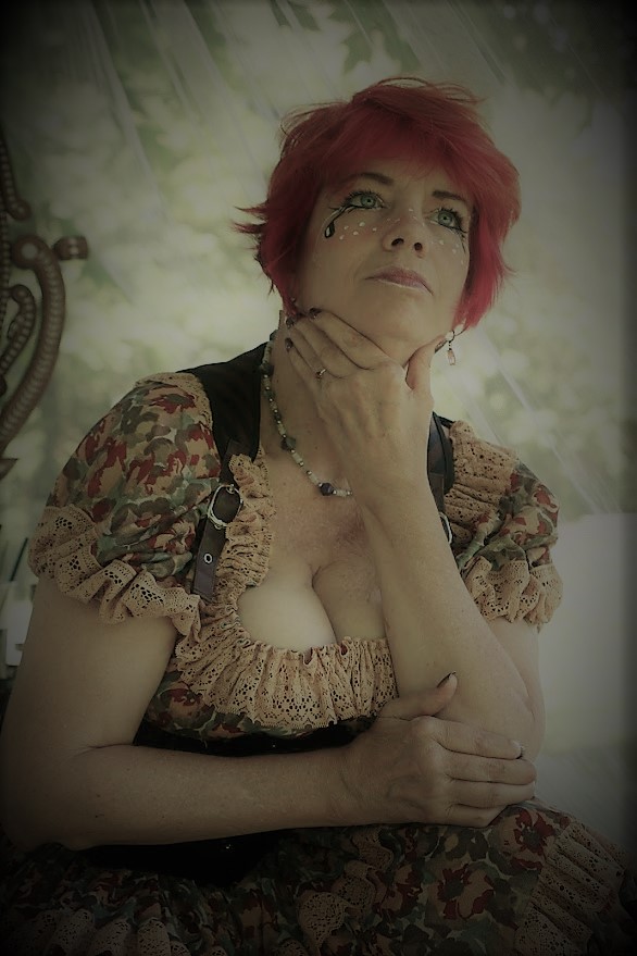 Nasturt64065522's tweet photo. Had a lovely photo shoot getting ready for the June 3rd Cascadia Debut of my Lucky 13 Carnival! https://t.co/afu7nxv93C