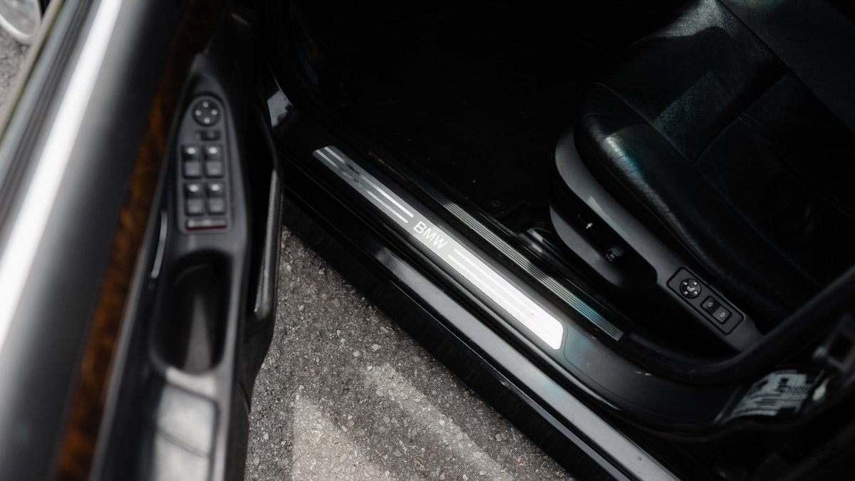 realadamsoper's tweet photo. Gray's E38 7 Series https://t.co/MaZv0Hy0kf