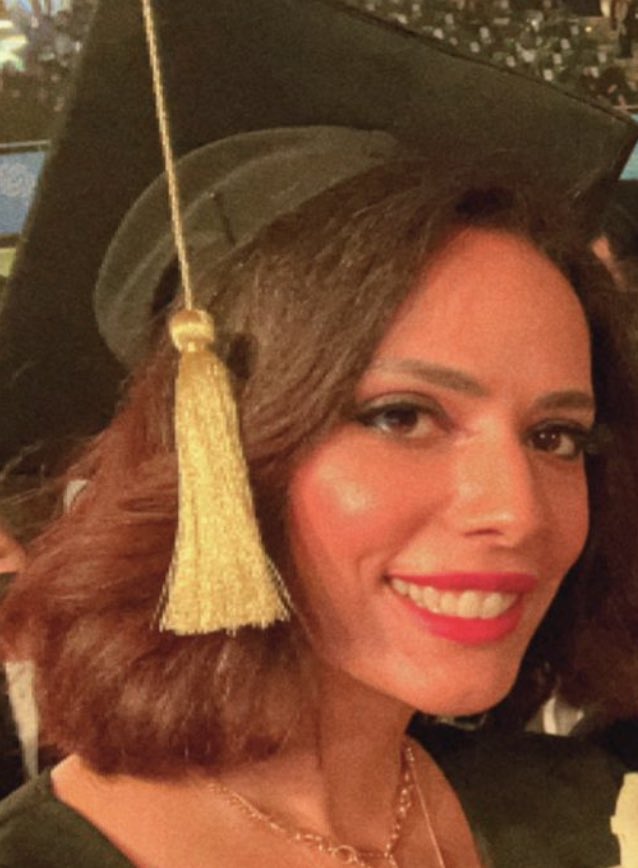 roreetaz's tweet photo. #Classof2022 🎓👩🏻‍🎓🎉🎉 https://t.co/OeFB4Cvp6C