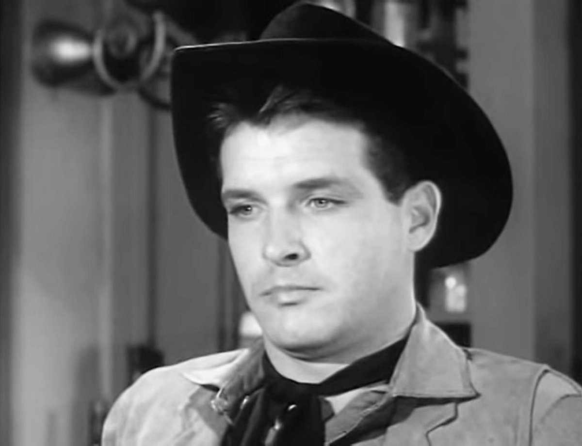 FilmsNostromo's tweet photo. 🎥 THE RESTLESS GUN: DUEL AT LOCKWOOD, Season 1 Episode 1 (1957).

👉 Directed by Justus Addiss. Starring John Payne, Vic Morrow, Olive Carey, Walter Coy, Frank Gorshin.

#JohnPayne #HappyBirthday #BOTD https://t.co/jmOkbyXiG3