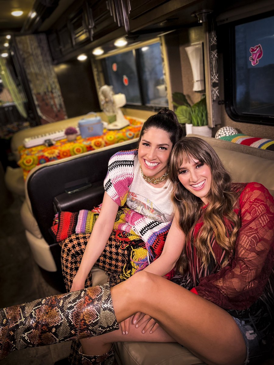 haashoficial's tweet photo. Por tu culpa he conocido a alguien más, alguien que me da su vida y me da paz… y eso no lo sabes. 🤷🏻‍♀️❤️💔❤️‍🩹❤️
👉🏼 https://t.co/DabsDUbNMS https://t.co/LqcYxlHJWA