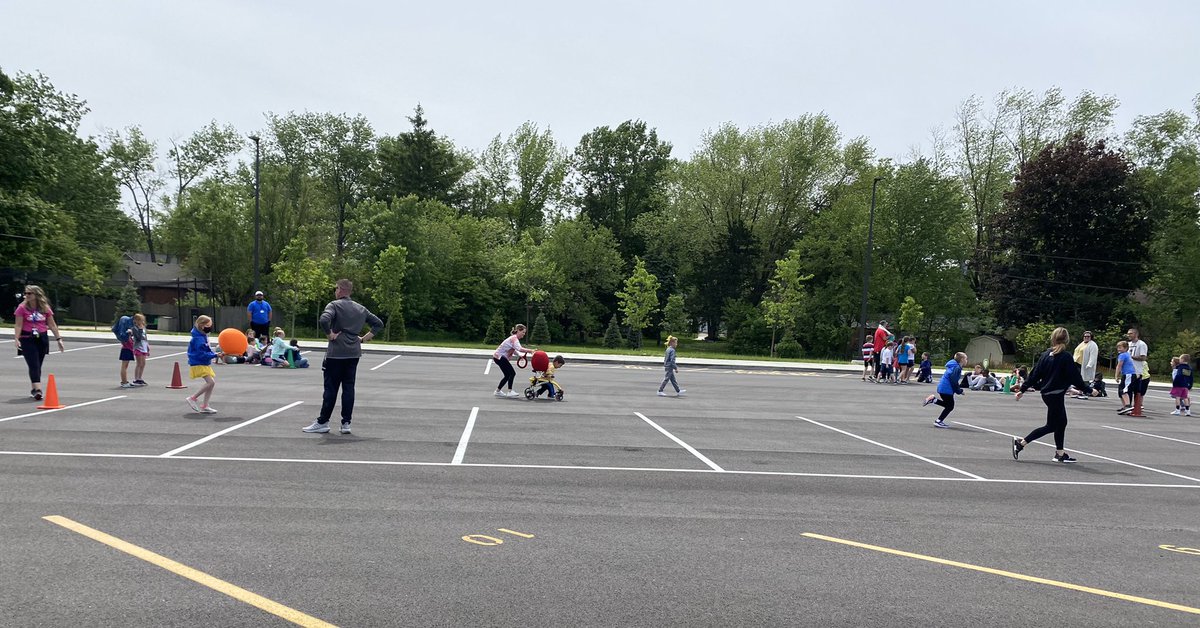 Mrs Biltimier tweet media