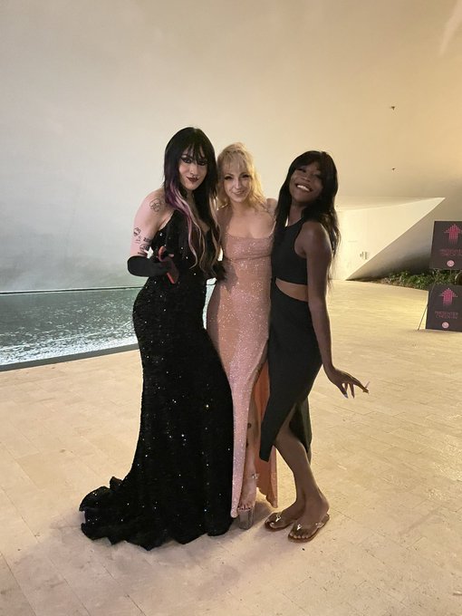 Was so nice meeting @Vannialll and @spxrklybrat 💖 https://t.co/LSQlONGzVj<a class="tags" target="_blank" title="On Twitter" href="/?out=eyJ0eXAiOiJKV1QiLCJhbGciOiJIUzUxMiJ9.eyJpYXQiOjE3MjI4MDI5OTIsImlzcyI6InR3cG9ybnN0YXJzLmNvbSIsIm5iZiI6MTcyMjgwMjk5MiwiZXhwIjoxNzU0MzM4OTkyLCJyZWRpcmVjdF91cmwiOiJodHRwczovL3R3aXR0ZXIuY29tL1Zhbm5pYWxsbCJ9.Yb_UWmOPjNqbobu4Y2iQNAFbvpSDyNt2zwUUoadpn_EuYjLY7923WK4nvvOMbQJo80tlSein9-z-LWABTGE_Cw">@Vannialll</a><a class="tags" href="/tag/spxrklybrat">@spxrklybrat</a>