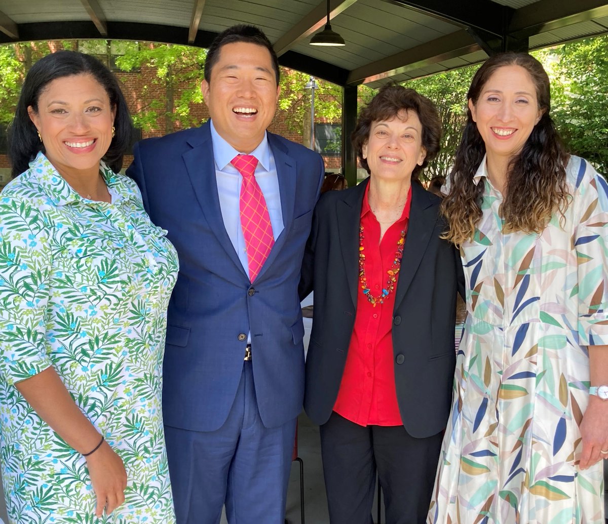 BusinessInnova4's tweet photo. The @BusinessInnova4 minor track sponsors @ProvidenceCol barely knew one another when we were appointed to our roles at the inception of the minor program. Now we're the best of friends! @ProfVeliz @ESungArt @CornelyKathleen @TubaAgartan https://t.co/fhaaxDKJBD