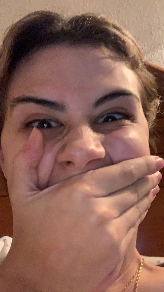inesroca__'s tweet photo. hilo de marta reaccionando a cosas que me pasan 
@martapsaanchez https://t.co/TqLZsfM67g