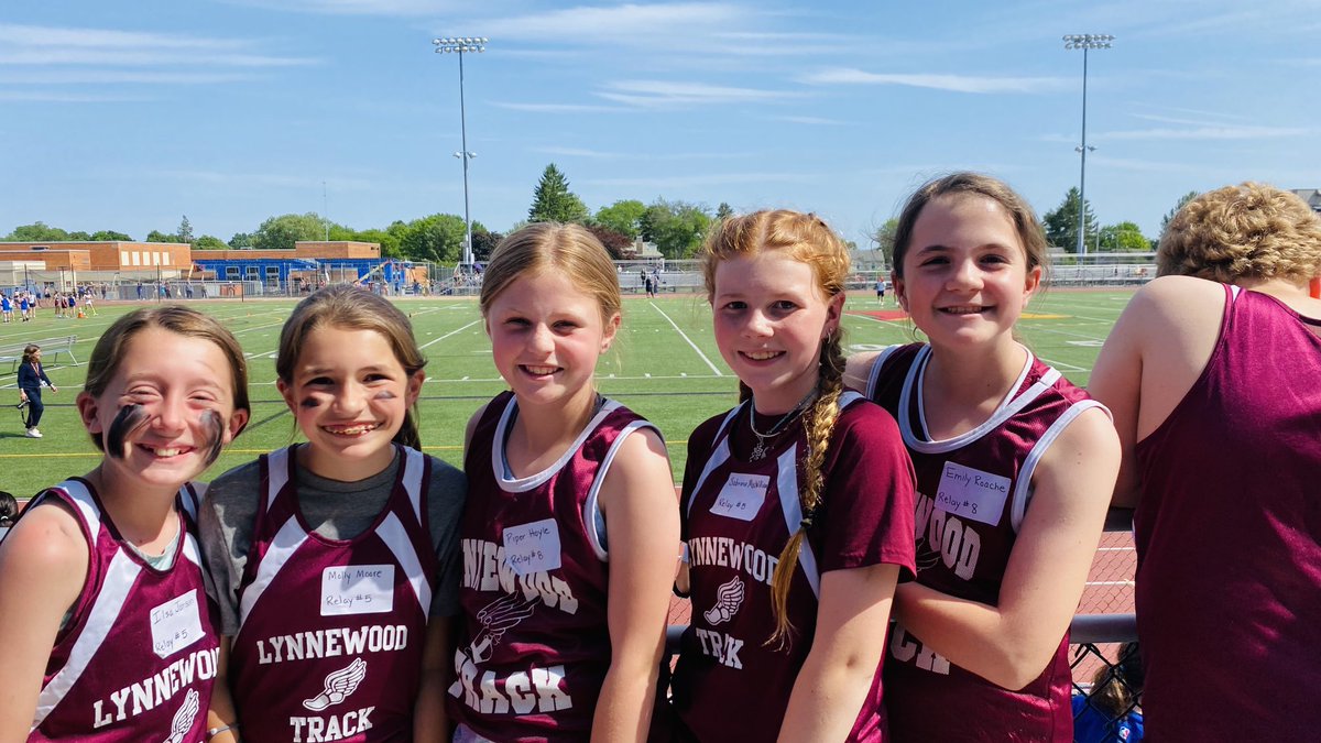FUN afternoon at the elementary track meet! #lynnewoodproud 🦁🦁🦁