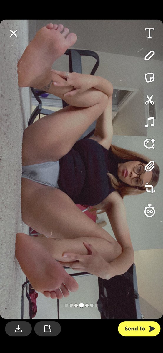 PrincessLunaW1's tweet photo. Its my birthday week so go show me some love on my Cashapp $DawnyxWoods 💋                ~ Everyone who sends will be rewarded        one wish of their choosing ~ https://t.co/MektCBl8nw