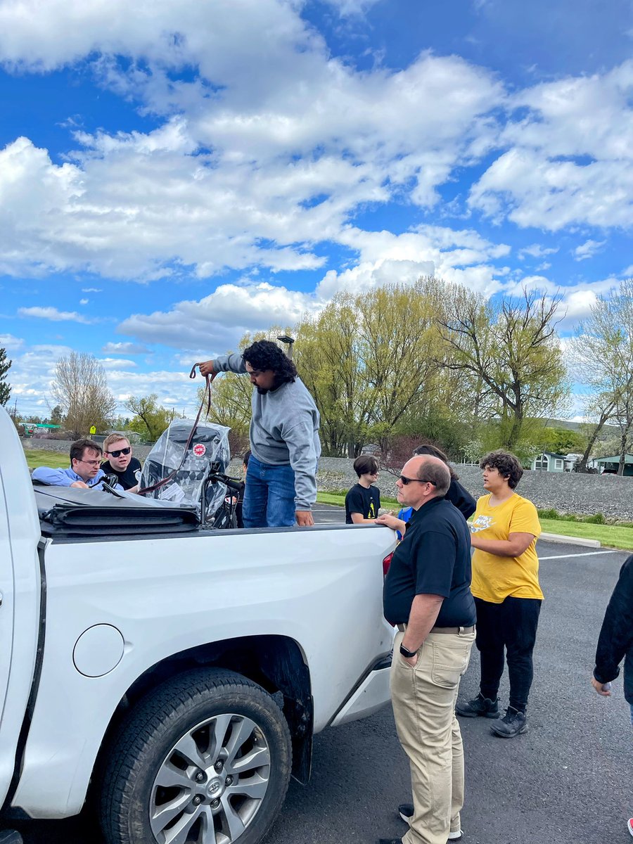 Team CONFIDENTIAL tweet media