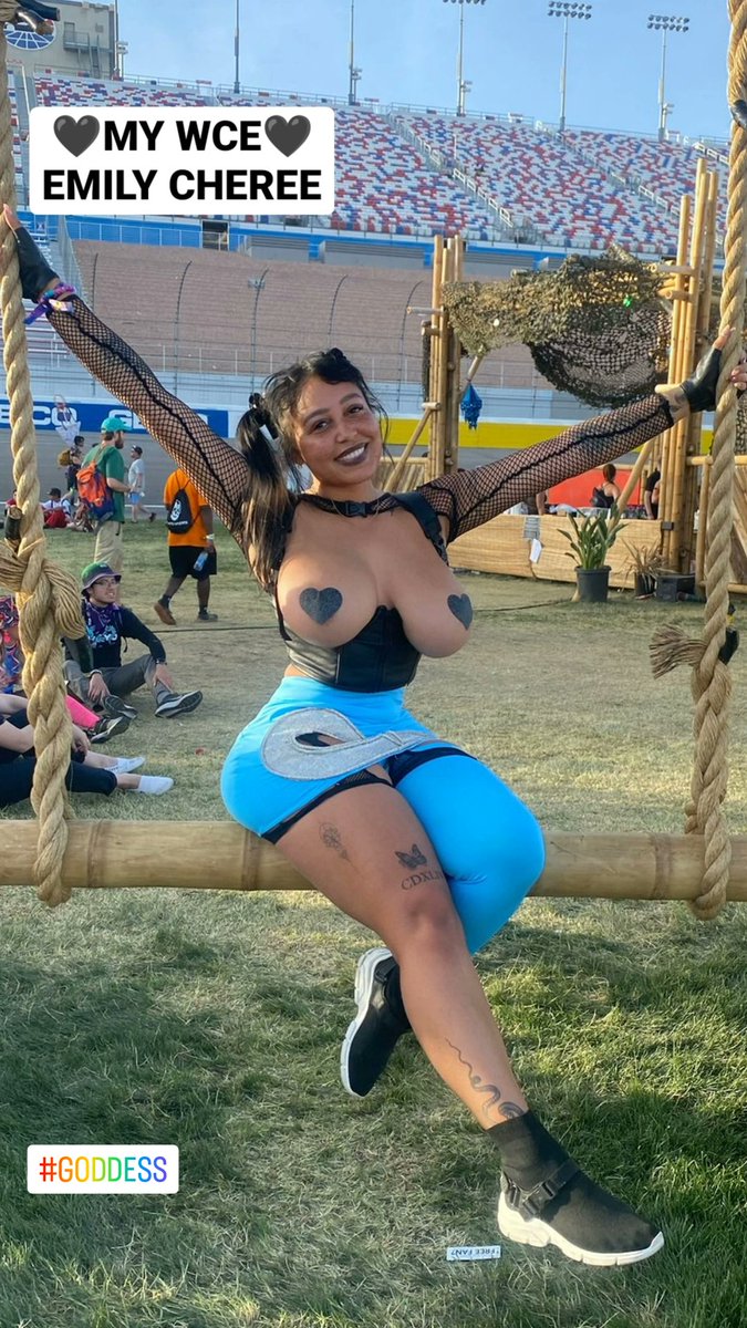 juandc51ws's tweet photo. @cdxliv444 Is My #WCE She Really Does Look Very Lovely and Absolutely Amazingly Beyond Beautiful in this Picture. Hopefully I'll Be Able to Meet Her in Person Someday Lot's of Love for You Emily 🤗😘💋🖤🖤🖤#WomanCrushEveryday #EmilyCheree #QueenEmily #Goddess https://t.co/0e9Rrih3a2